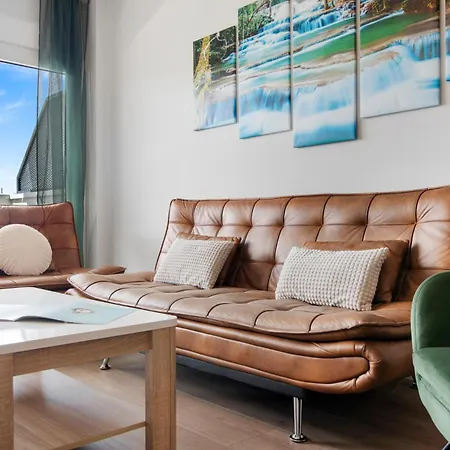 Apartment Stunning Flat With Pool And Padel In Wellingtonia By Costarentals - M4 Estepona